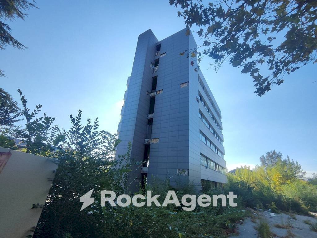 Facciata - Altro via Alfieri Maserati, 7, Bologna (zona San Donato) - foto 3