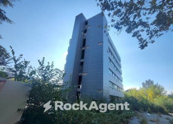 Facciata - Altro via Alfieri Maserati, 7, Bologna (zona San Donato) - foto 3