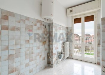 Stanza vuota - Appartamento Via Daniele Comboni
 
24, Brescia - foto 9