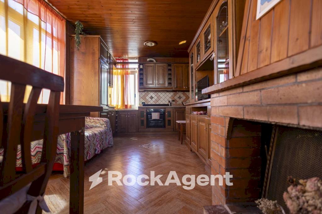 Interno non residenziale - Quadrilocale via Silvio Paternostro, 10, Catanzaro - foto 3