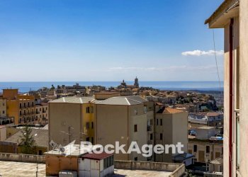 Vista - Quadrilocale via Silvio Paternostro, 10, Catanzaro - foto 1