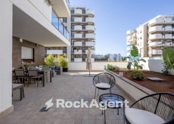 Cortile interno - Quadrilocale via Giana Anguissola, 41, Roma - foto 1