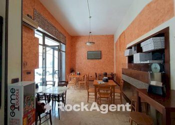 Interno non residenziale - Bar Tavola Calda - Fredda via Salvatore Trinchese, 22, Martano - foto 2