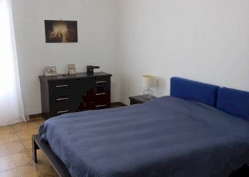 Camera da letto - Villa via Carrara 9, Latina - foto 12