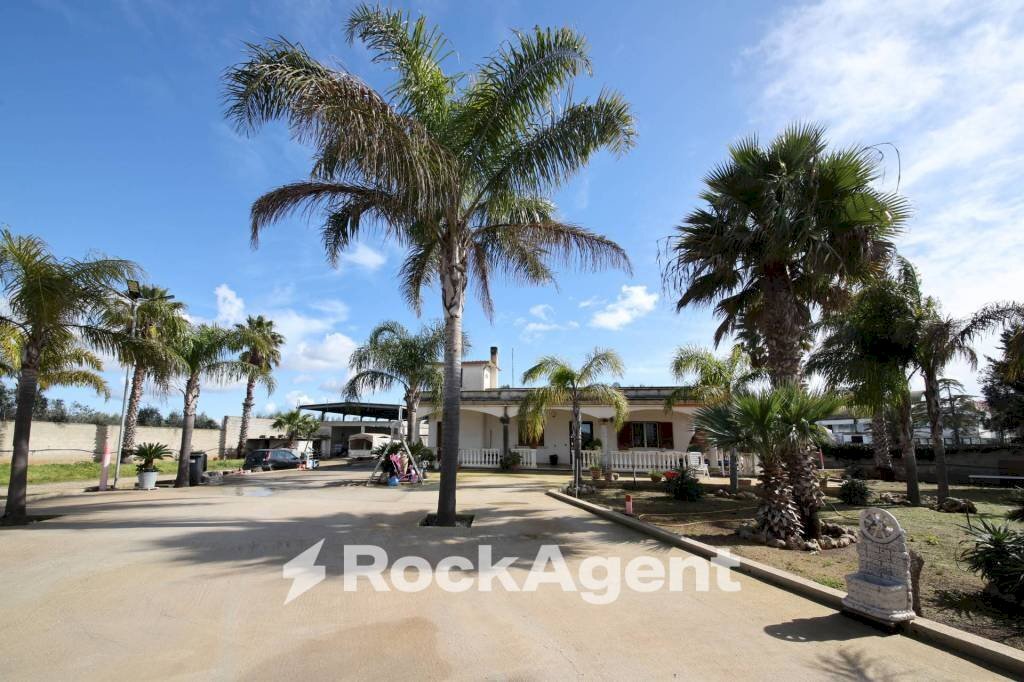 Zona - Villa via Mesagne, San Donaci - foto 2