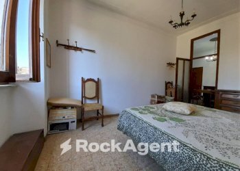 Camera da letto - Trilocale via Roma, 34, Acquapendente - foto 13
