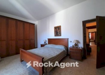 Camera da letto - Trilocale via Maidalchini, 3, Acquapendente - foto 11