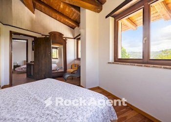 Camera da letto - Villa via Borine, 51, Sinio - foto 26