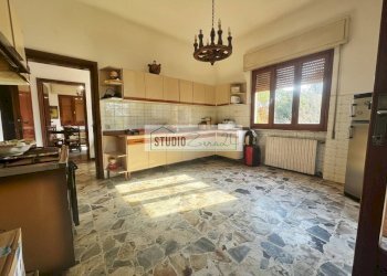 Foto 4 - Casa indipendente viale della repubblica, Massa - foto 4