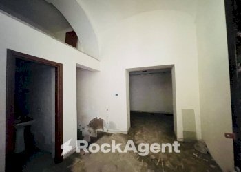 Stanza non arredata - Negozio via Costantino Astarita, 43, Pagani - foto 14