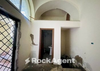 Stanza non arredata - Negozio via Costantino Astarita, 43, Pagani - foto 18