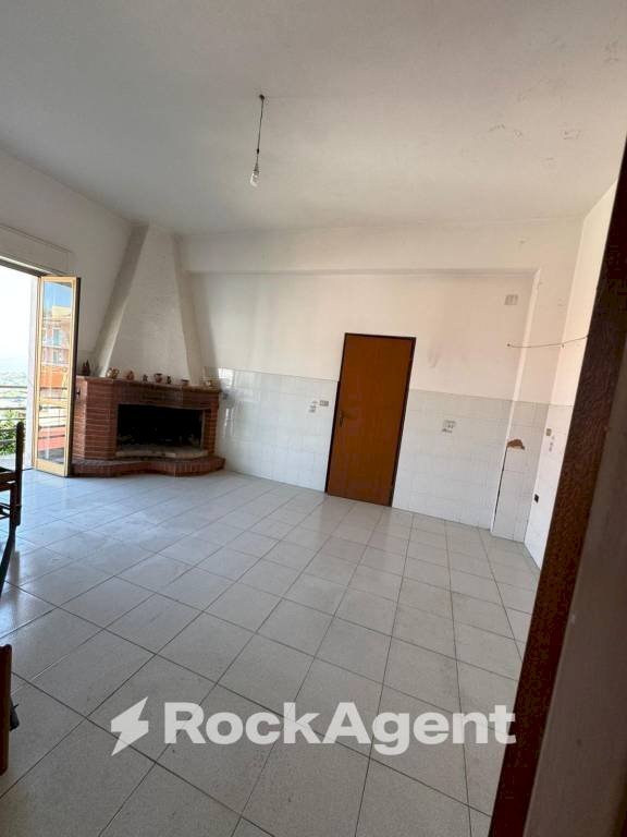 Salone - Casa indipendente via Rione Garreffa, Benestare - foto 2