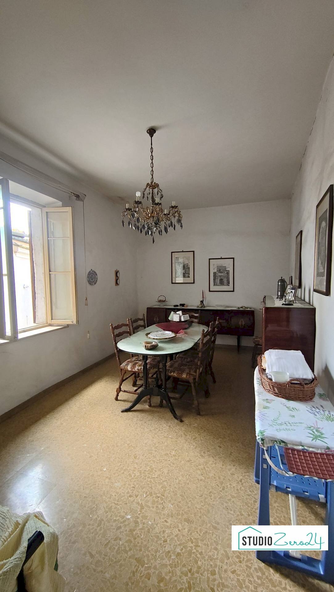 Foto 3 - Trilocale rimembranze
 
22, Amelia - foto 3