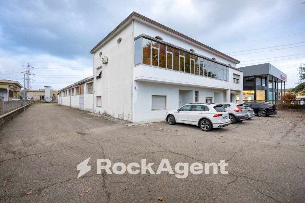 Facciata - Shop via Marco Polo, 105, Bientina - photo 3