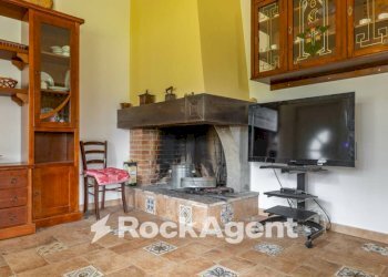 Salone - Villa via Pedali della Murgia, 39, Toritto - photo 2