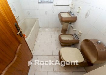 Bagno - Four-room apartment Villaggio Sant'Agata Zona A, 9, Catania - photo 15