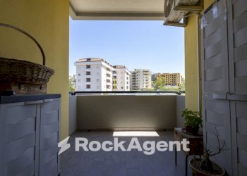 Terrazzo - Quadrilocale viale Barlaam da Seminara, 36, Catanzaro - foto 28