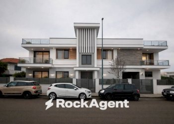 Facciata - Villa via Evangelista Torricelli, 5, Copertino - foto 3