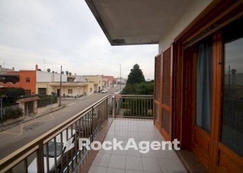 Balcone - Villa via Evangelista Torricelli, 5, Copertino - foto 34