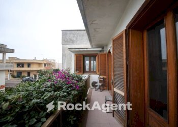 Balcone - Villa via Evangelista Torricelli, 5, Copertino - foto 35