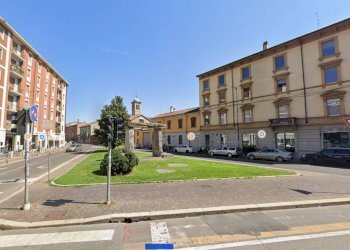 Foto 1 - Shop Stradone Farnese, Piacenza - photo 1