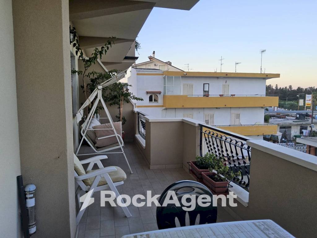 Terrazzo - Trilocale via Aguglia I, Caulonia - foto 3