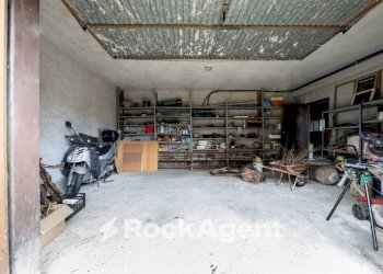 Box auto - Villa via di Valle Muricana, 674, Roma (zona Labaro) - foto 36