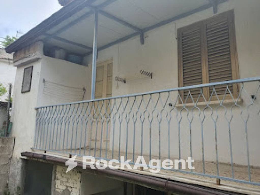 Zona - Casa indipendente via Poerio, Gioiosa Ionica - foto 1