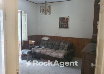 Salone - Casa indipendente via Poerio, Gioiosa Ionica - foto 3