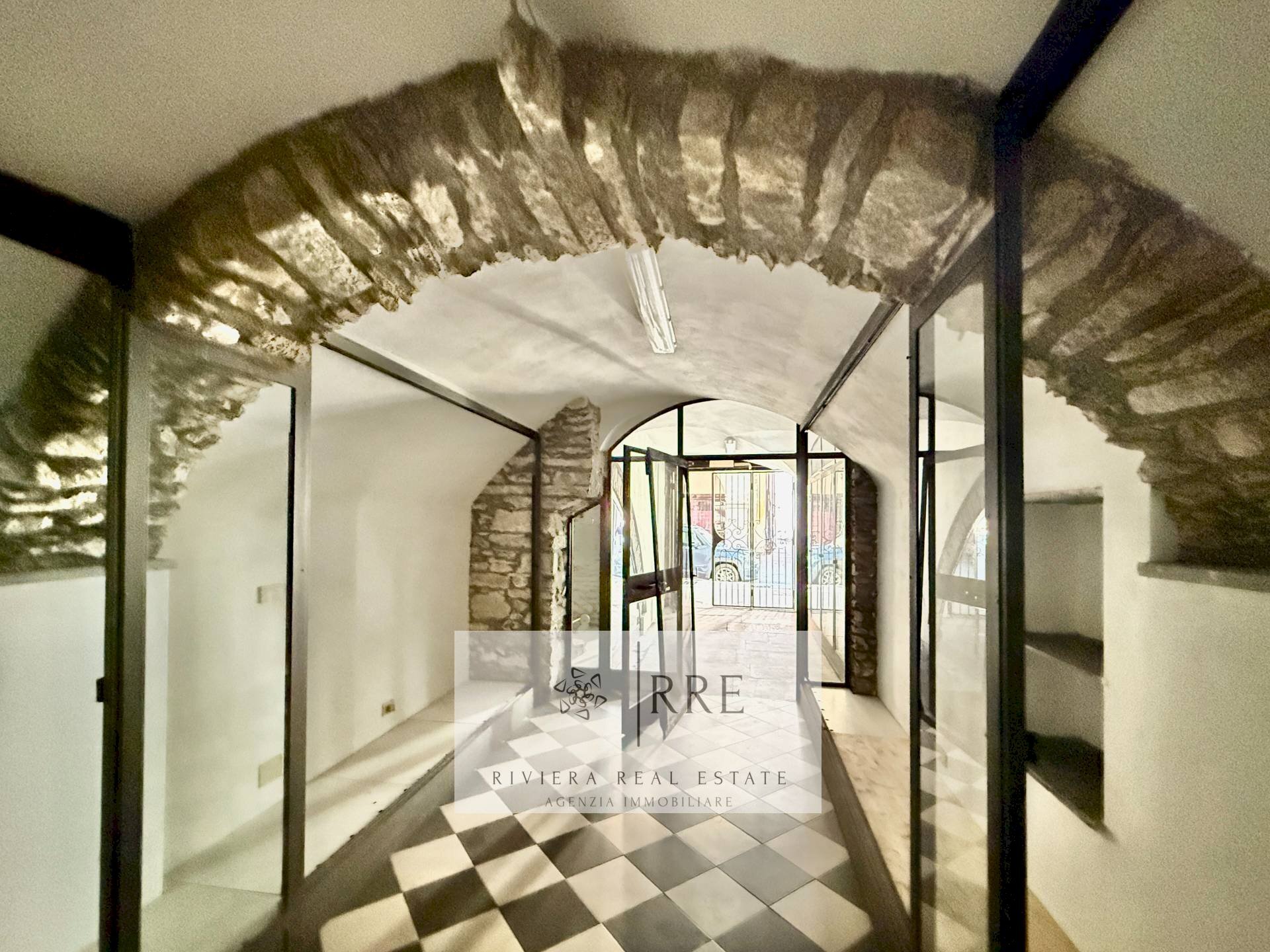 Foto 2 - Shop Corso Ponzoni, Pieve di Teco - photo 2