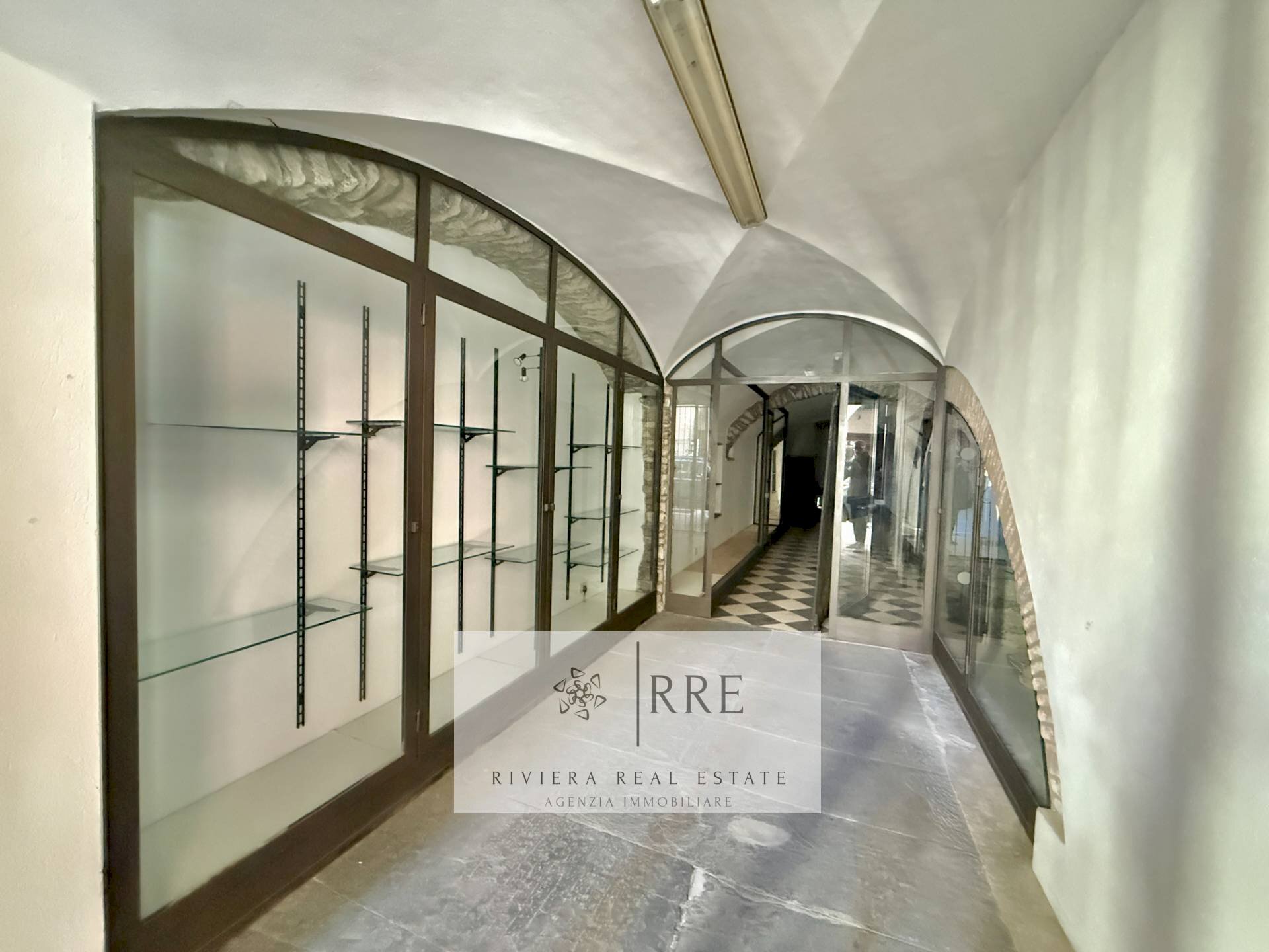 Foto 3 - Shop Corso Ponzoni, Pieve di Teco - photo 3