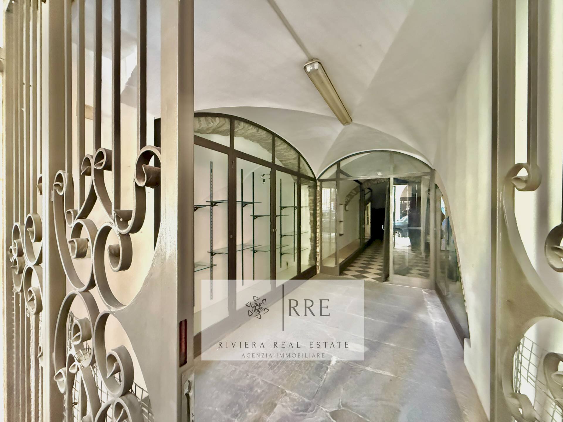 Foto 1 - Shop Corso Ponzoni, Pieve di Teco - photo 1