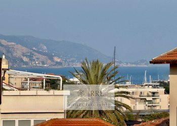 Foto 1 - Trilocale Via Dante Alighieri, Loano - foto 1