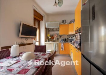 Cucina - Trilocale vico III Gradoni Porta Marina, 2, Catanzaro - foto 10