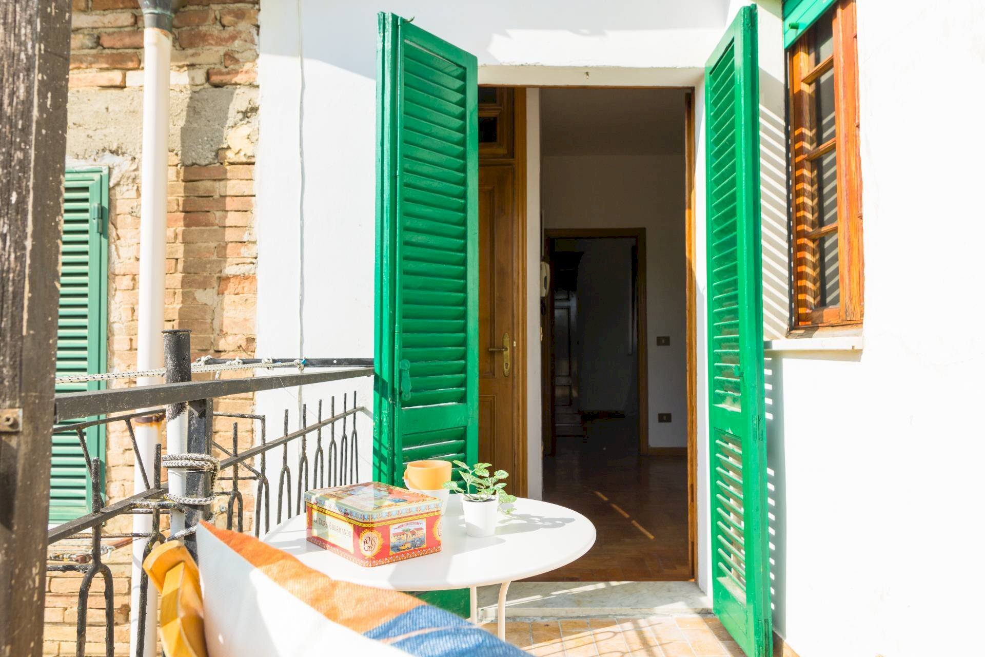 Foto 1 - Quadrilocale via principale
 
204, Siena - foto 1