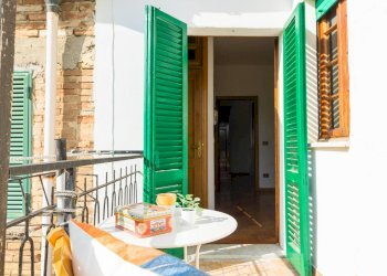 Foto 1 - Quadrilocale via principale
 
204, Siena - foto 1