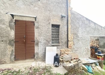 Facciata - Casa indipendente via San Pietro, 21, Sant'Omero - foto 4