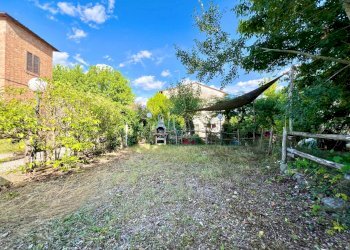 Foto 24 - Trilocale strada del ruffolo
 
93, Siena - foto 24