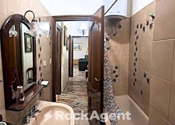 Bagno - Bilocale via Antonello da Messina, 8, Roma - foto 15