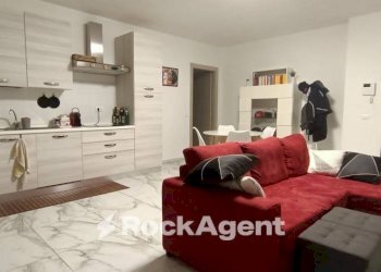 Cucina - Trilocale viale Milite Ignoto, 56, Alessandria - foto 2