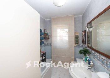 Bagno - Three-room apartment viale Primo Vere, 148, Pescara - photo 20