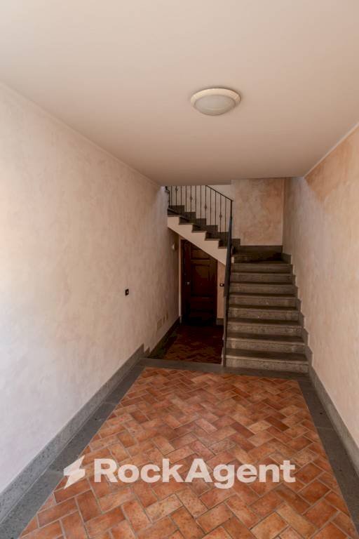 Interno palazzo - Three-room apartment via Del Macello, 28, Viterbo - photo 3