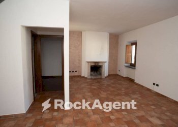Cucina - Trilocale via Del Macello, 28, Viterbo - foto 8
