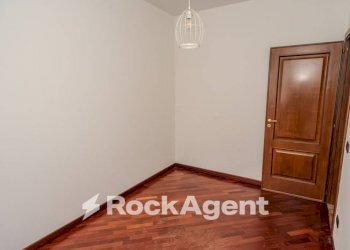 Camera da letto - Three-room apartment via Del Macello, 28, Viterbo - photo 9