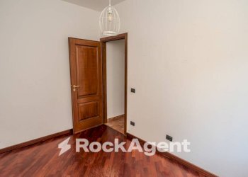 Camera da letto - Three-room apartment via Del Macello, 28, Viterbo - photo 11