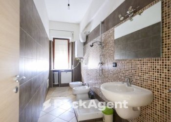 Bagno - Office via Edmondo Buccarelli, 4, Catanzaro - photo 15