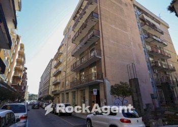 Facciata - Office via Edmondo Buccarelli, 4, Catanzaro - photo 22