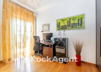 Studio - Four-room apartment via Duca degli Abruzzi, 83, San Giovanni la Punta - photo 16