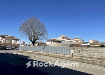 Zona - Trilocale via San Pietro, 12, Garlasco - foto 1