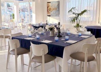 Sala ristorante - Locale Commerciale Via Pinzon
 
22, Bellaria-Igea Marina - foto 1